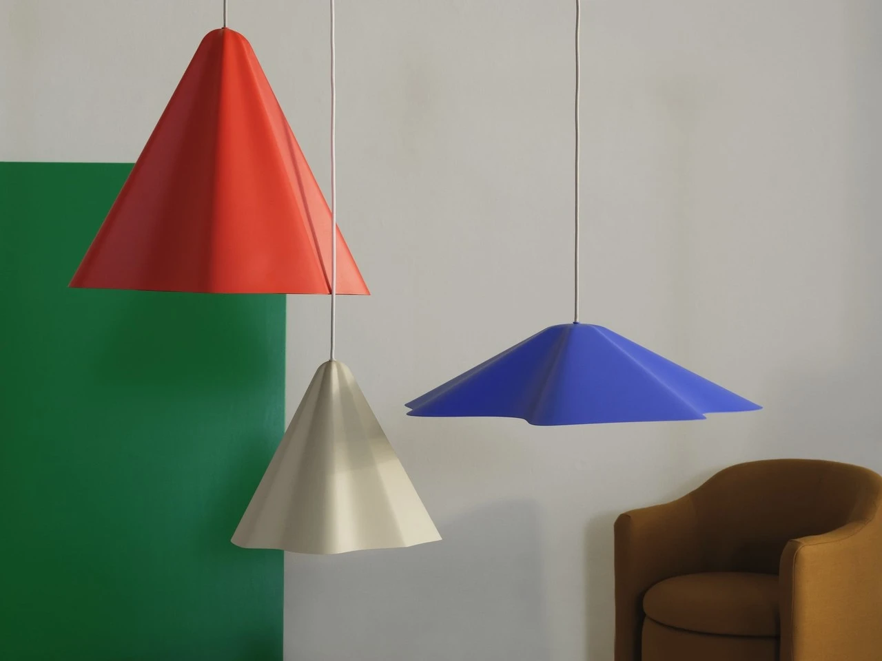 Broste Copenhagen Skirt Hanglamp Blauw Ø60cm - 60080019 4 Broste Copenhagen Skirt Hanglamp Blauw Ø60cm - 60080019 - Afbeelding 2