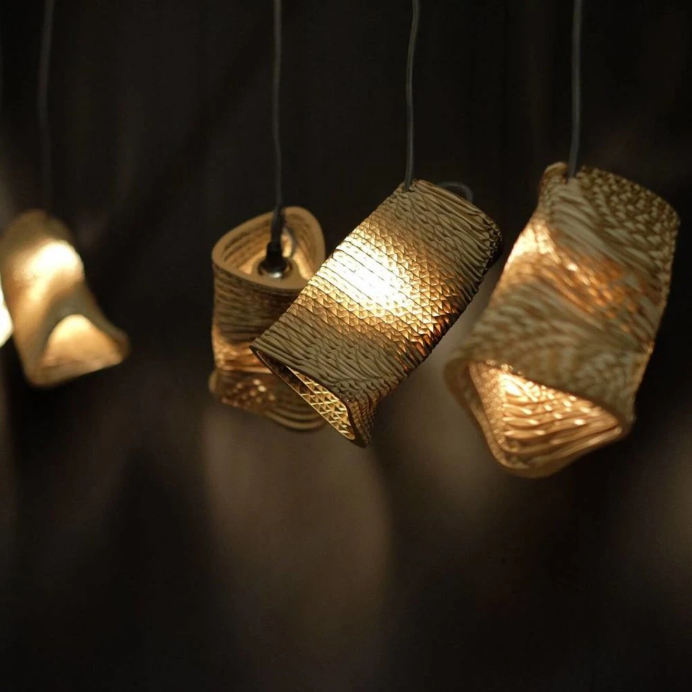 Graypants Moa Linear3 Hanglamp Bruin Ø15x54cm 5 Graypants Moa Linear3 Hanglamp Bruin Ø15x54cm - Afbeelding 3