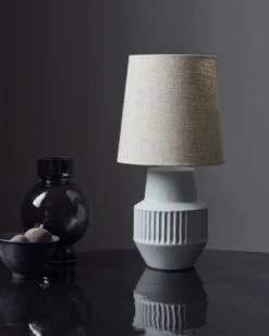 House Doctor Noam Tafellamp - Lichtblauw 262320051 11 House Doctor Noam Tafellamp - Lichtblauw 262320051 -Huisverlichting house doctor noam tafellamp lichtblauw 262320051 2