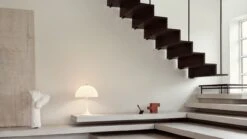 Louis Poulsen Panthella Tafellamp Opaal - 5744167042 -Huisverlichting louis poulsen panthella tafellamp opaal 5744167042