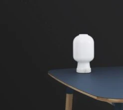 Normann Copenhagen AMP Tafellamp Wit 9 Normann Copenhagen AMP Tafellamp Wit -Huisverlichting normann copenhagen amp tafellamp wit 3