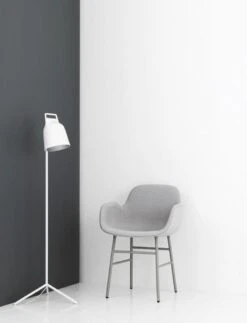 Normann Copenhagen Stage Vloerlamp Wit 5 Normann Copenhagen Stage Vloerlamp Wit -Huisverlichting normann copenhagen stage vloerlamp wit 1