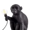 Seletti Monkey Lamp Sitting - Zwart 2 Seletti Monkey Lamp Sitting - Zwart -Huisverlichting seletti monkey lamp sitting zwart